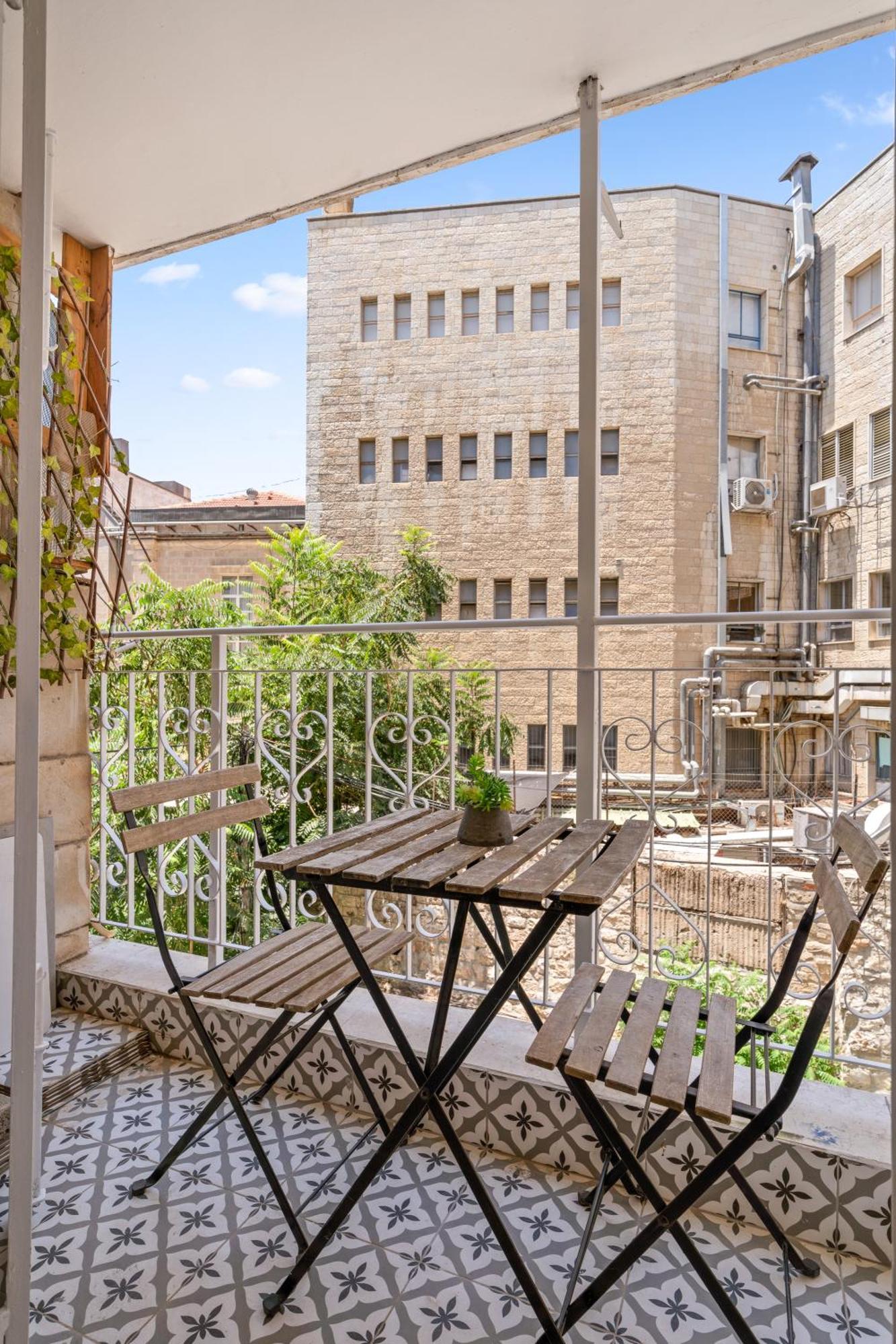 Havatselet 19 By Isrentals Jerusalem Exterior photo